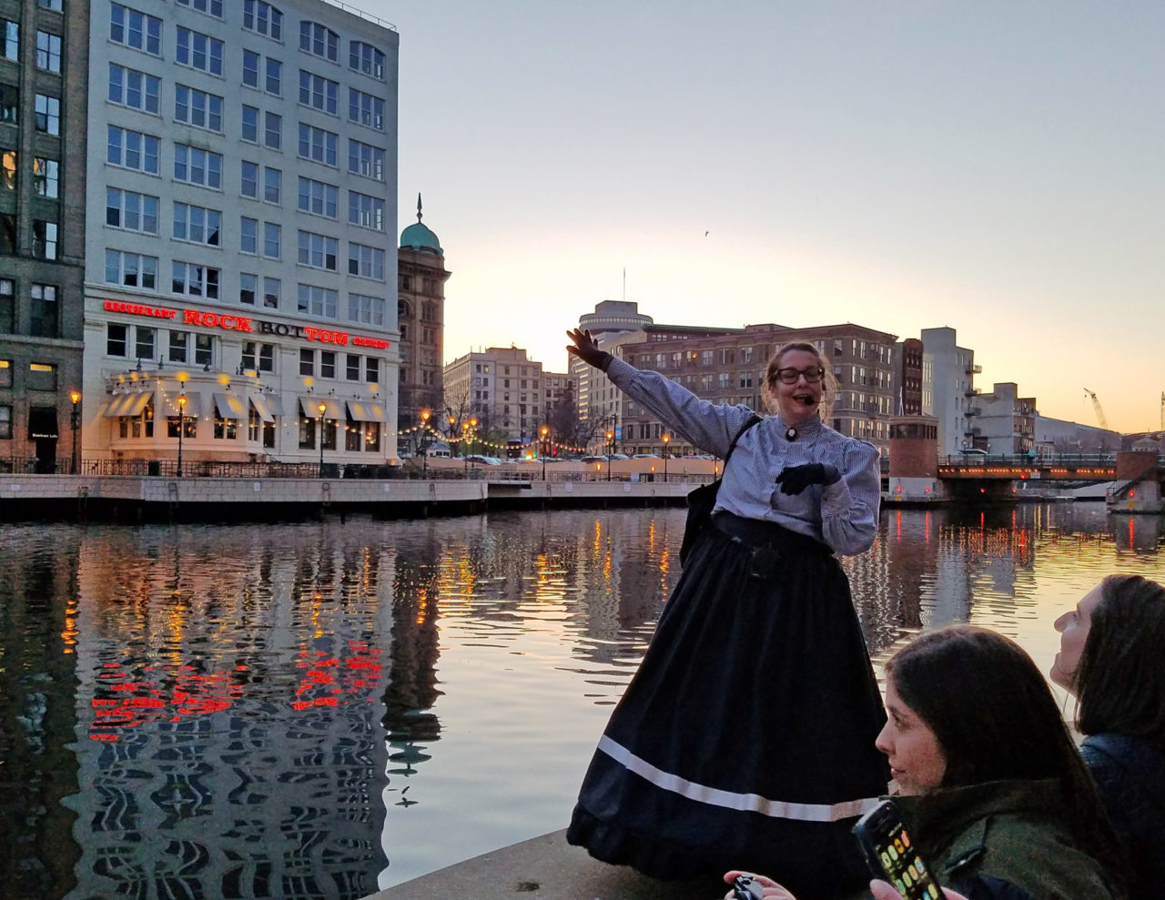 Robin Catalano blogger copywriter travel and tourism gothic milwaukee 3