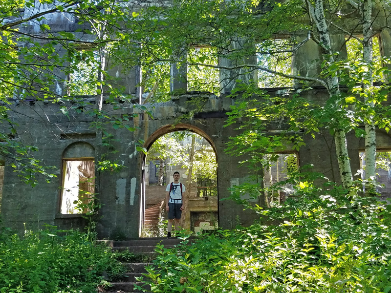 overlook_mountain_house_ruins_3_woodstock_robin_catalano_travel_blogger
